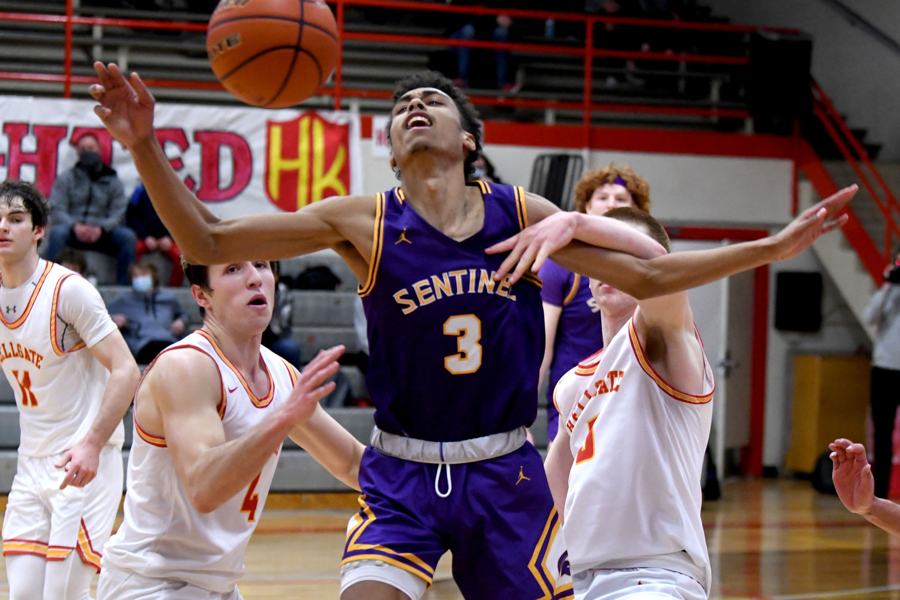 Hellgate vs. Sentinel basketball 13
